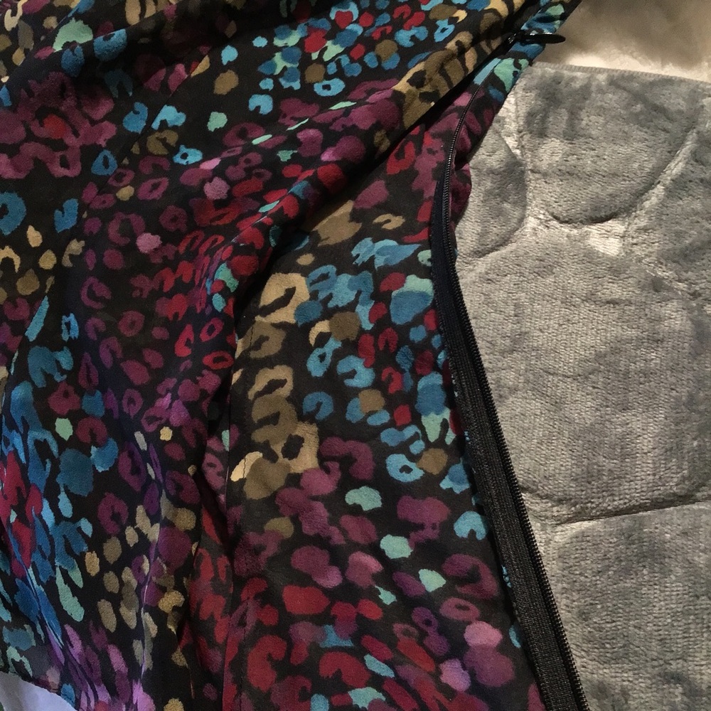 💖💙 GIFTED!! 💙💖SILK Blouse by Dana Buchman 100% SILK Blouse - Picture 5 of 6